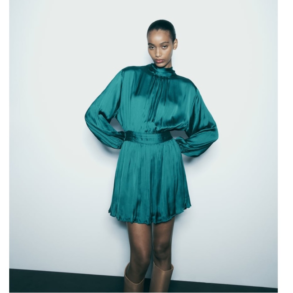 Zara short satin effect dress wrinkled